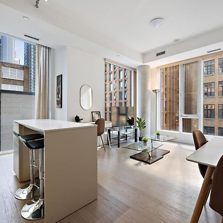 Modern Condo In The Heart Of Downtown Toronto Exterior foto